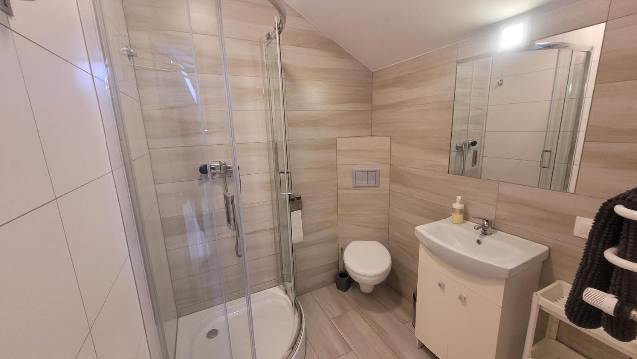 Wrzosowe Wzgorze Apartamenty Checiny  Bagian luar foto